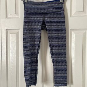 Lululemon Capris Size 6 ❤️‍🔥❤️‍🔥